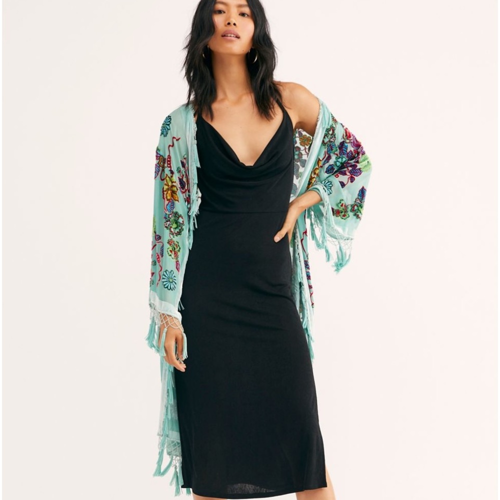 Free People Sweet Leaf Burnout Floral Embroidered Kimono with Fringe. OS NWT - Picture 2 of 9